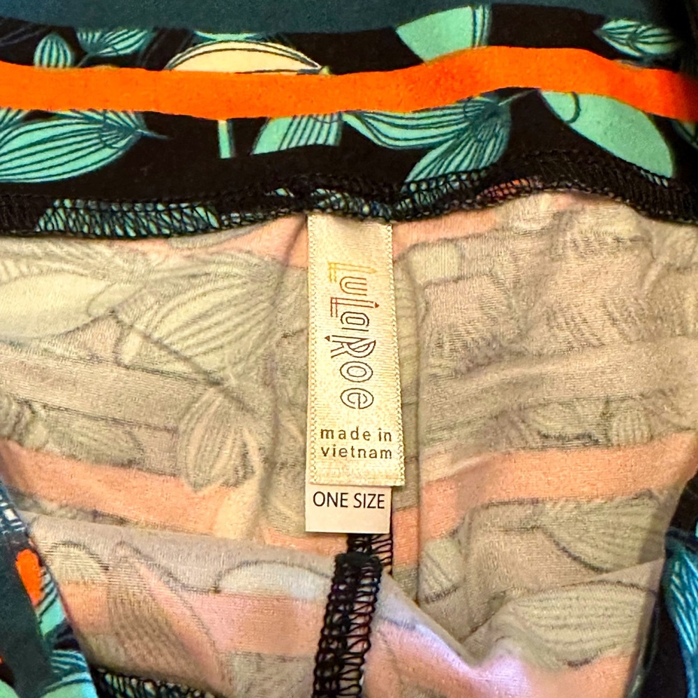LuLaRoe OS Leggings Stripes & Branches One Size - Picture 3 of 3